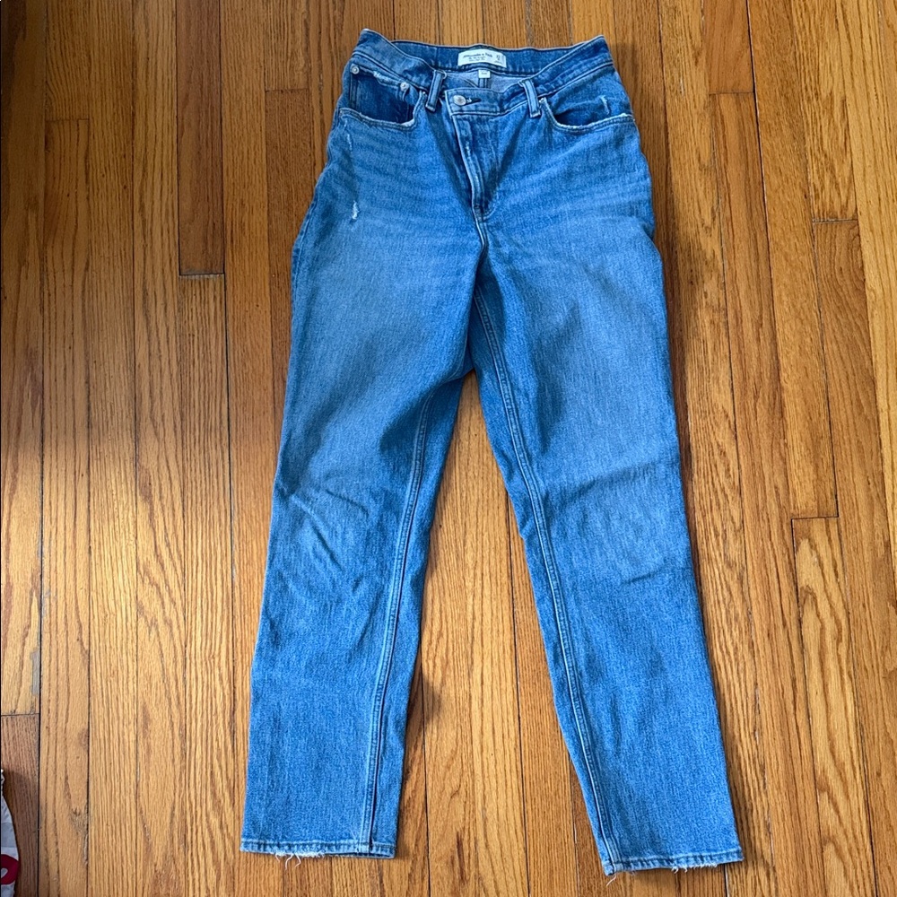 Abercrombie & Fitch Women's Straight Leg Blue Jeans - curve love ultra high